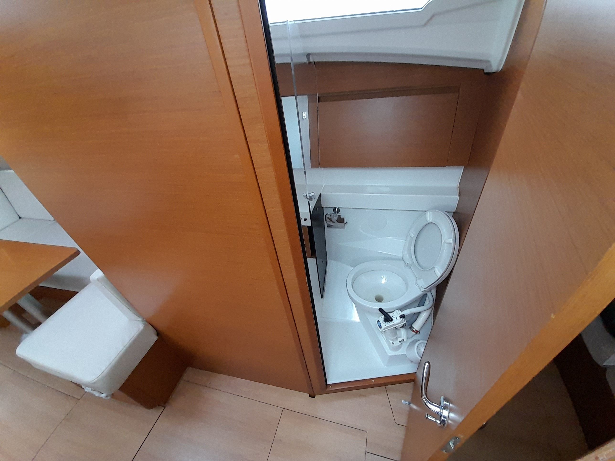 Jeanneau Sun Odyssey 410 | Aloha