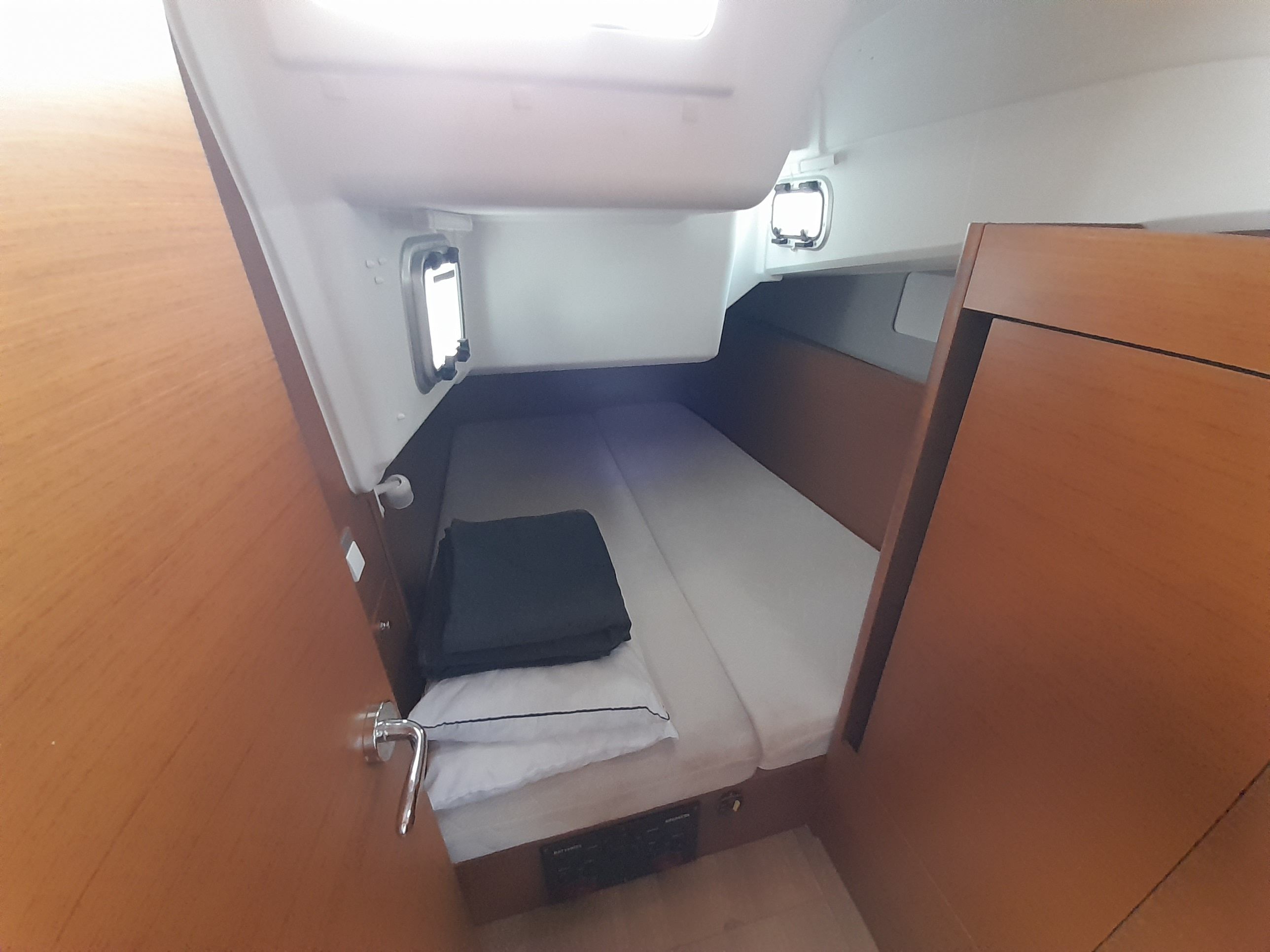Jeanneau Sun Odyssey 410 | Aloha