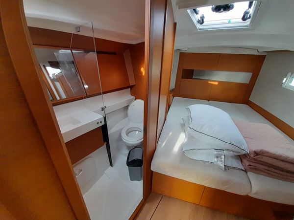 Jeanneau Sun Odyssey 410 | Aloha