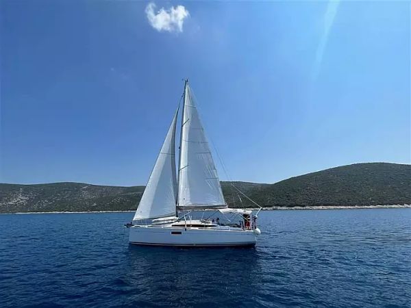 Jeanneau Sun Odyssey 349 | Dimitra