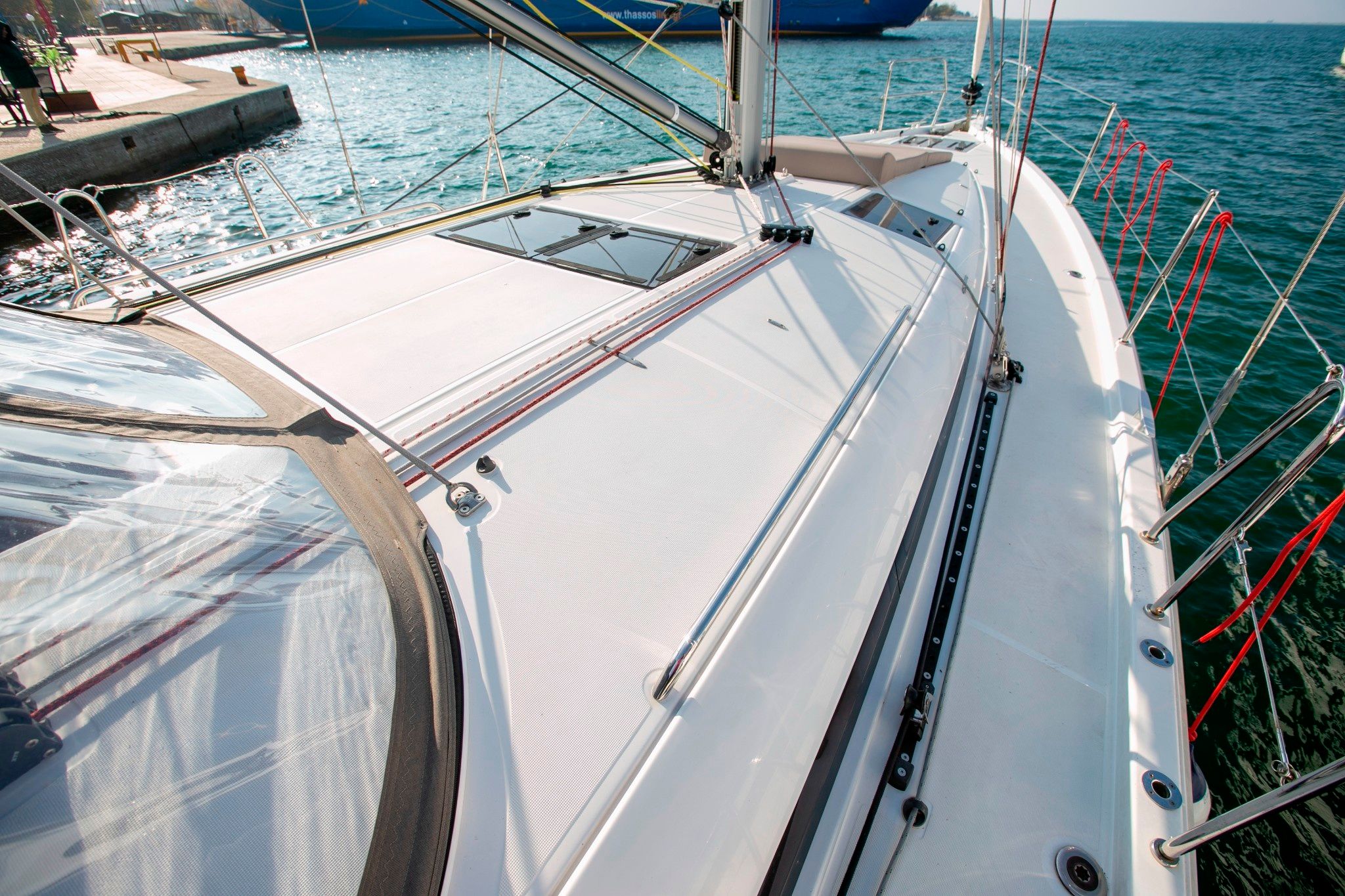 Jeanneau Sun Odyssey 440 | Black Bird