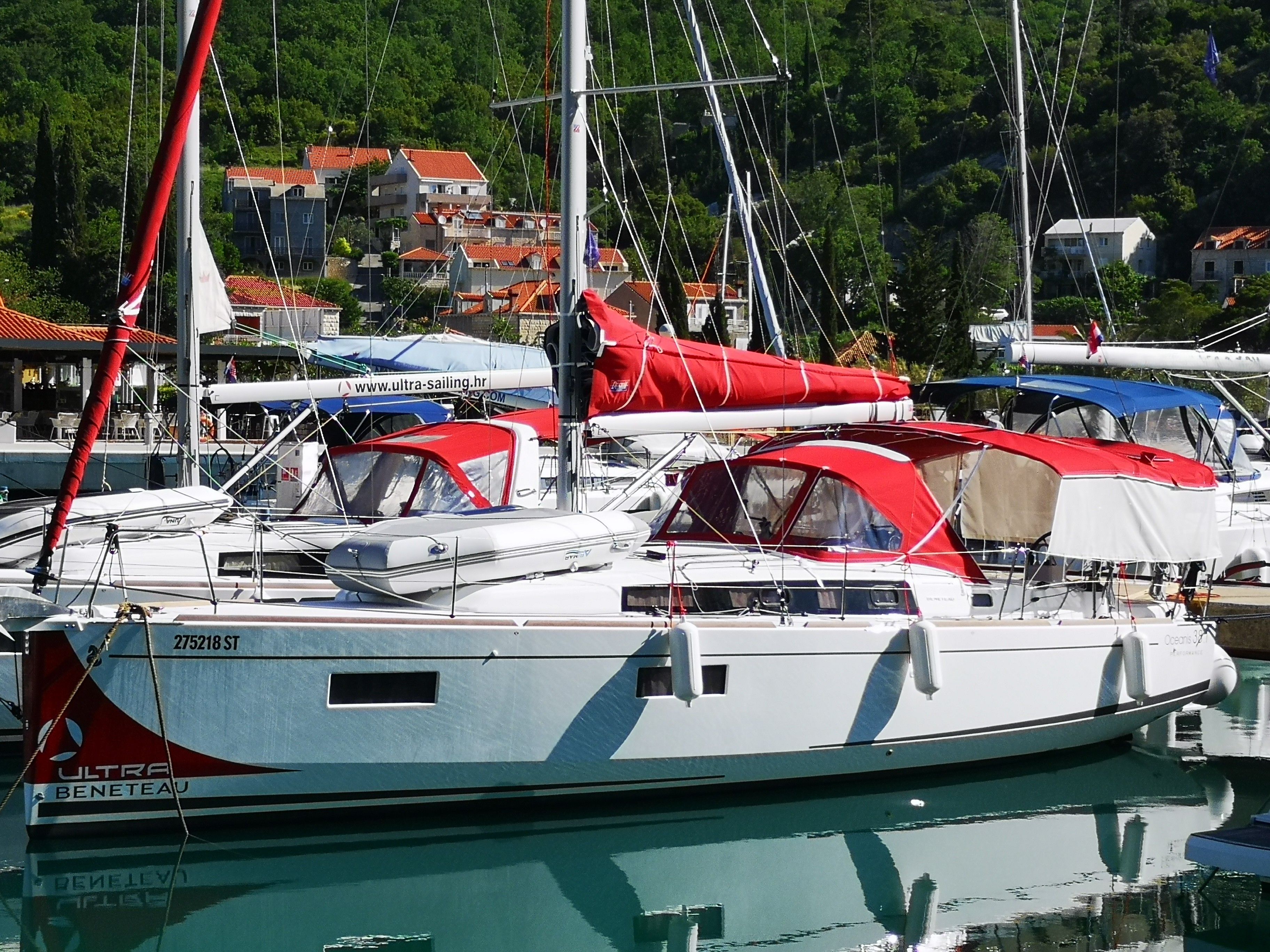 Beneteau Oceanis 38.1 | TeoDora