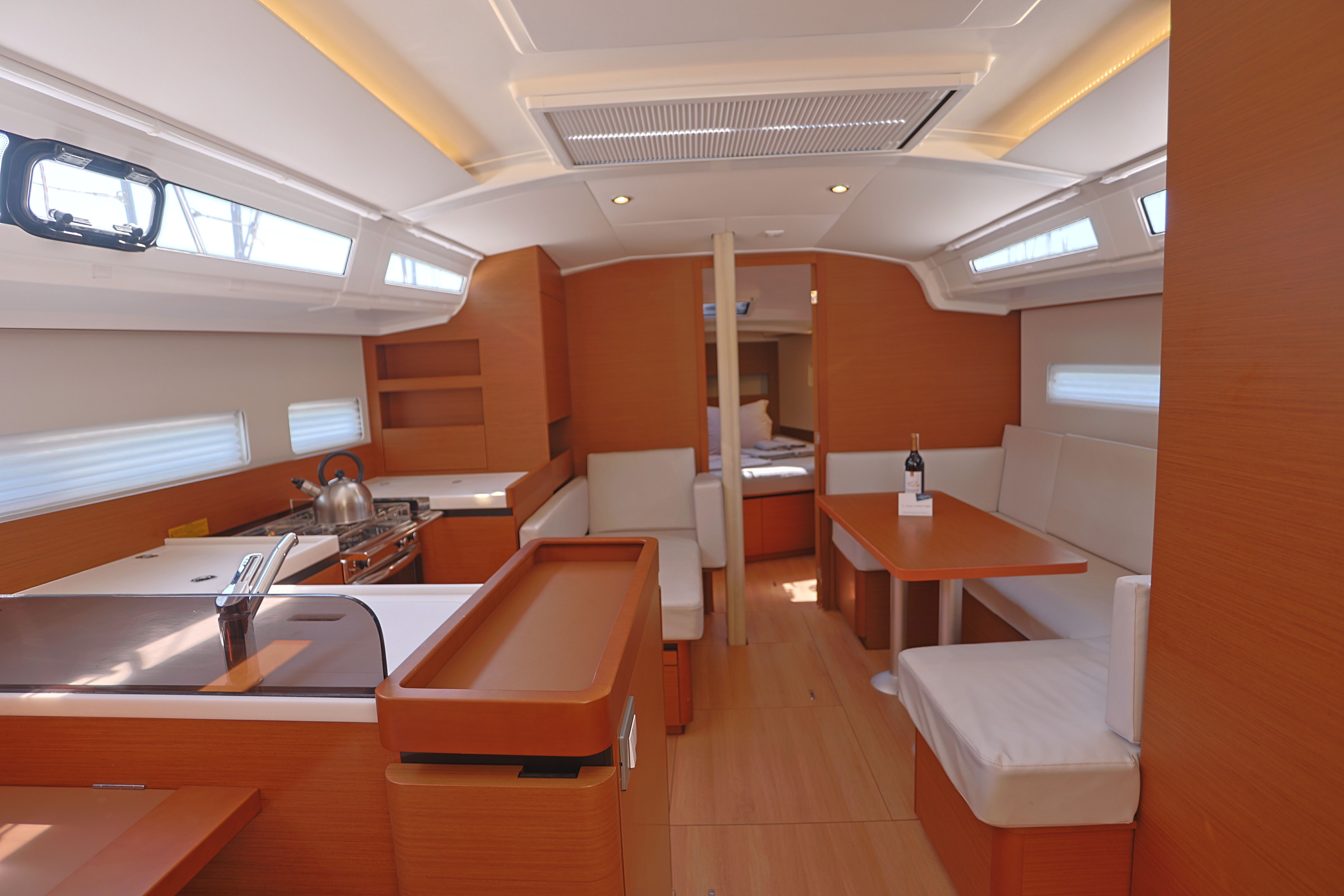 Jeanneau Sun Odyssey 410 | Sirius  2