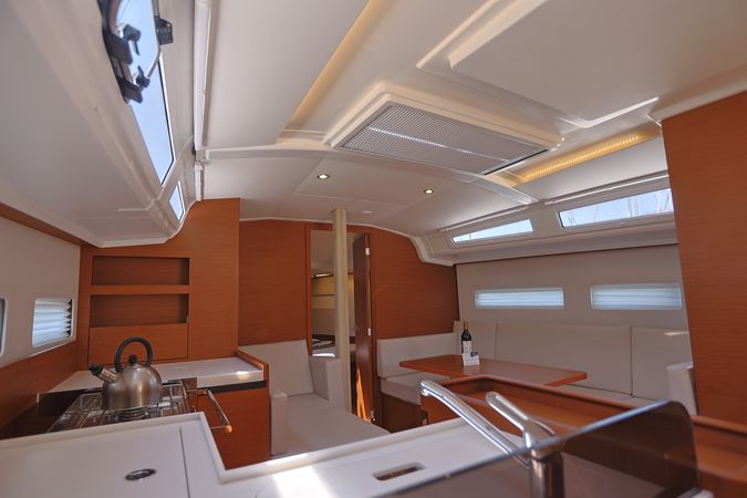 Jeanneau Sun Odyssey 410 | Sirius 2