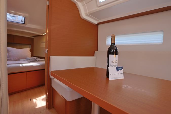 Jeanneau Sun Odyssey 410 | Sirius 2