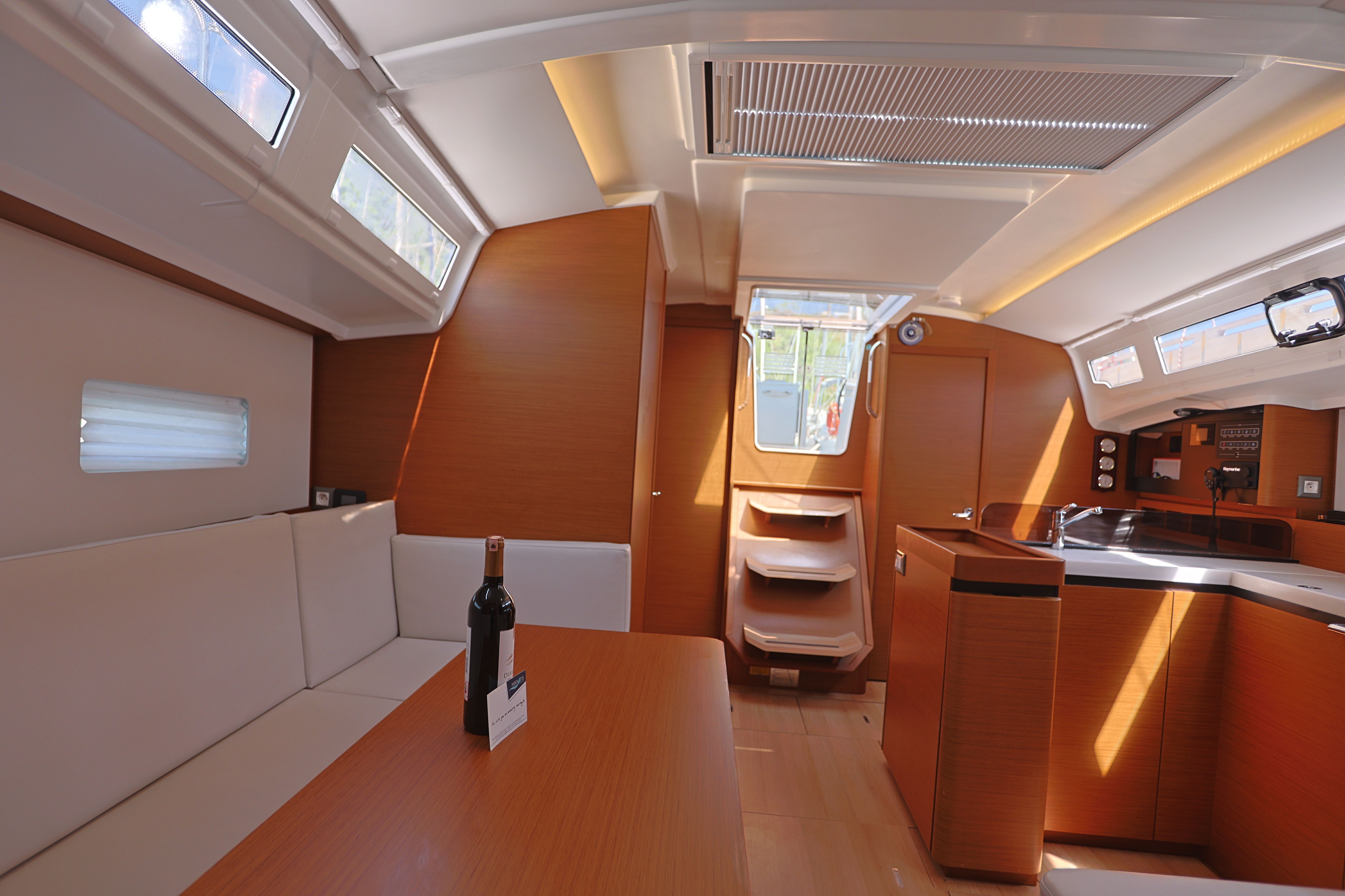 Jeanneau Sun Odyssey 410 | Sirius  2