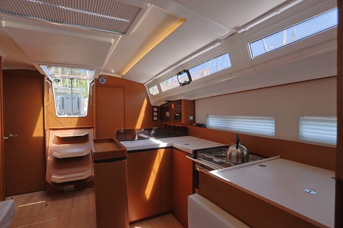 Jeanneau Sun Odyssey 410 | Sirius 2