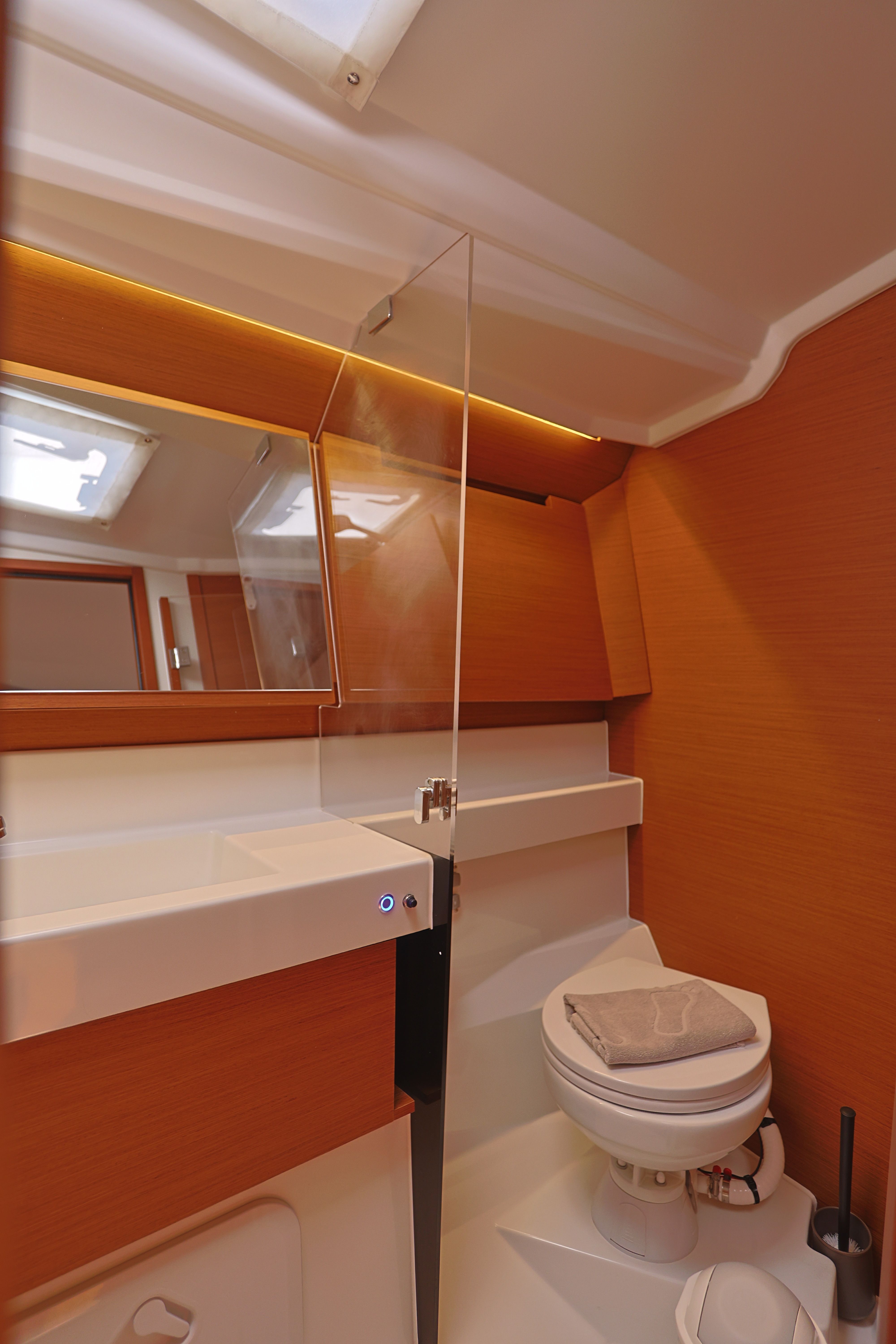 Jeanneau Sun Odyssey 410 | Sirius  2