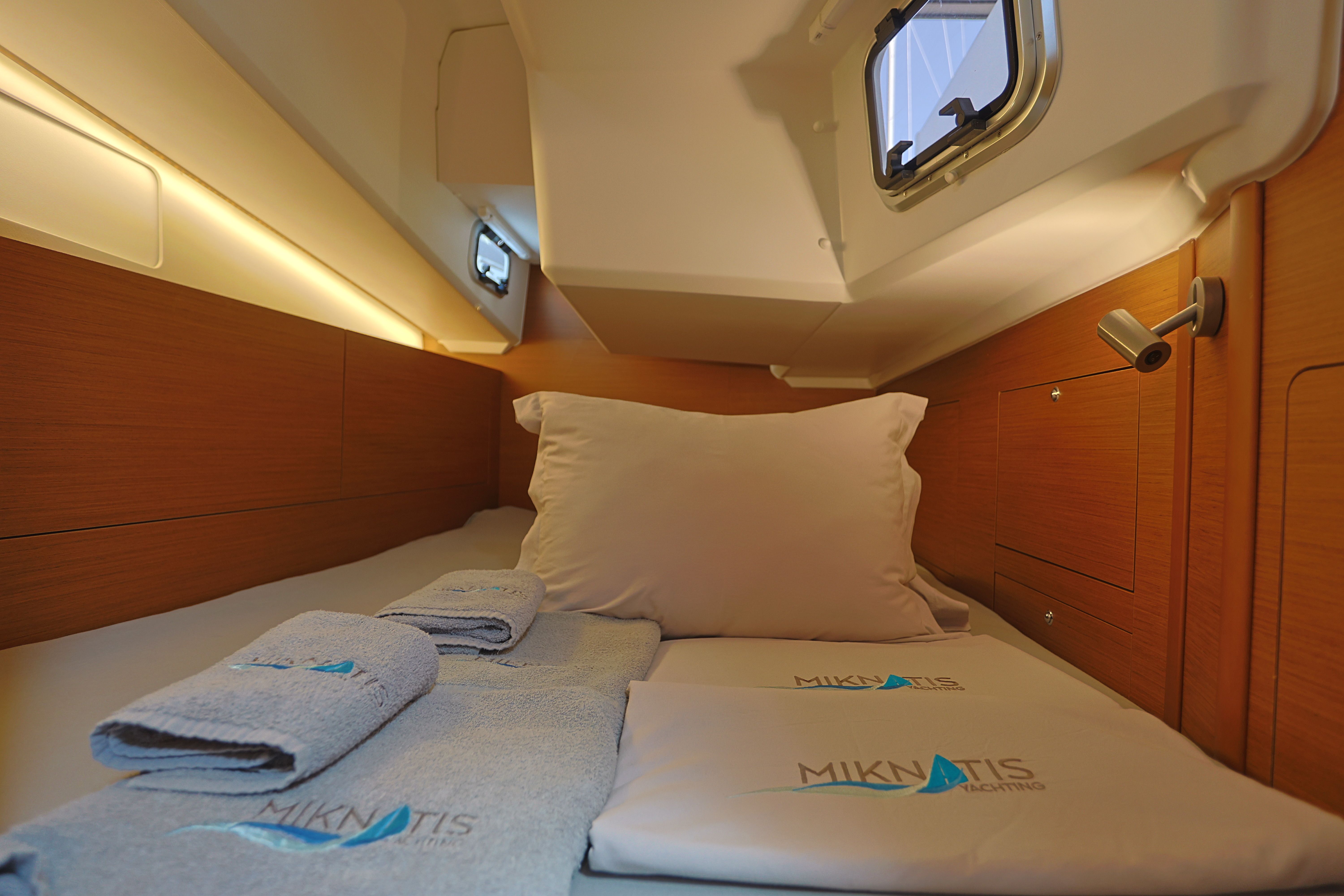 Jeanneau Sun Odyssey 410 | Sirius  2
