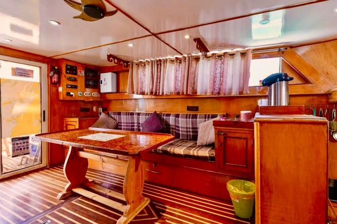 Rashid Shipyard | Waly