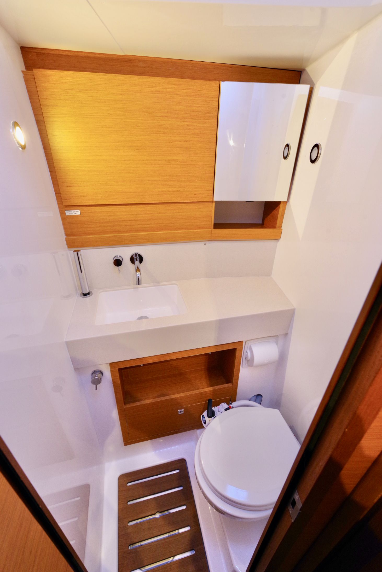 Dufour 530 | Thea