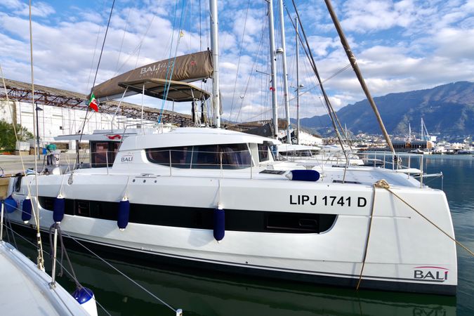 Bali 4.6 | Monia
