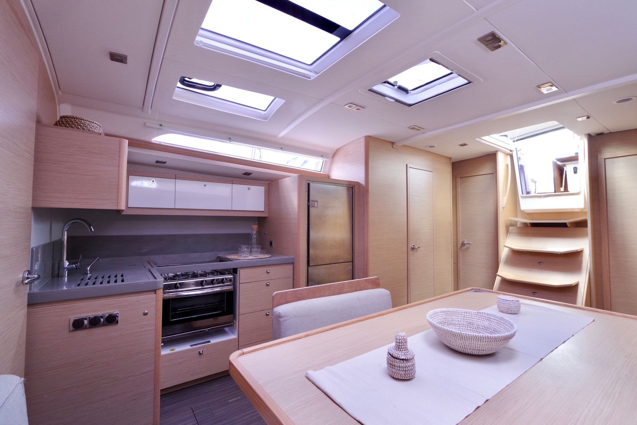 Dufour 470 | Lucia