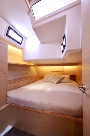 Dufour 470 | Lucia