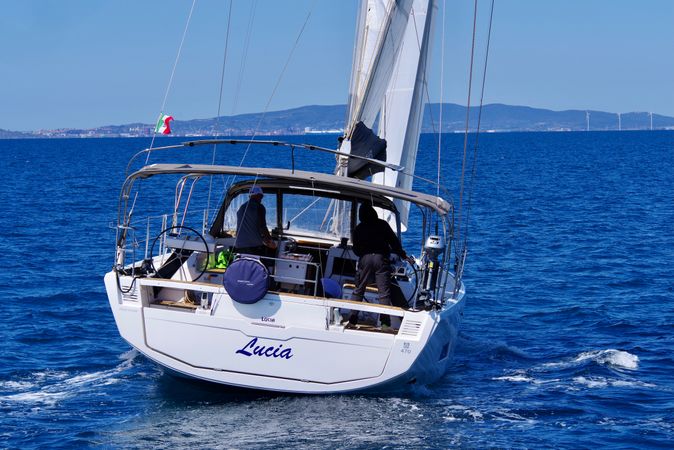 Dufour 470 | Lucia