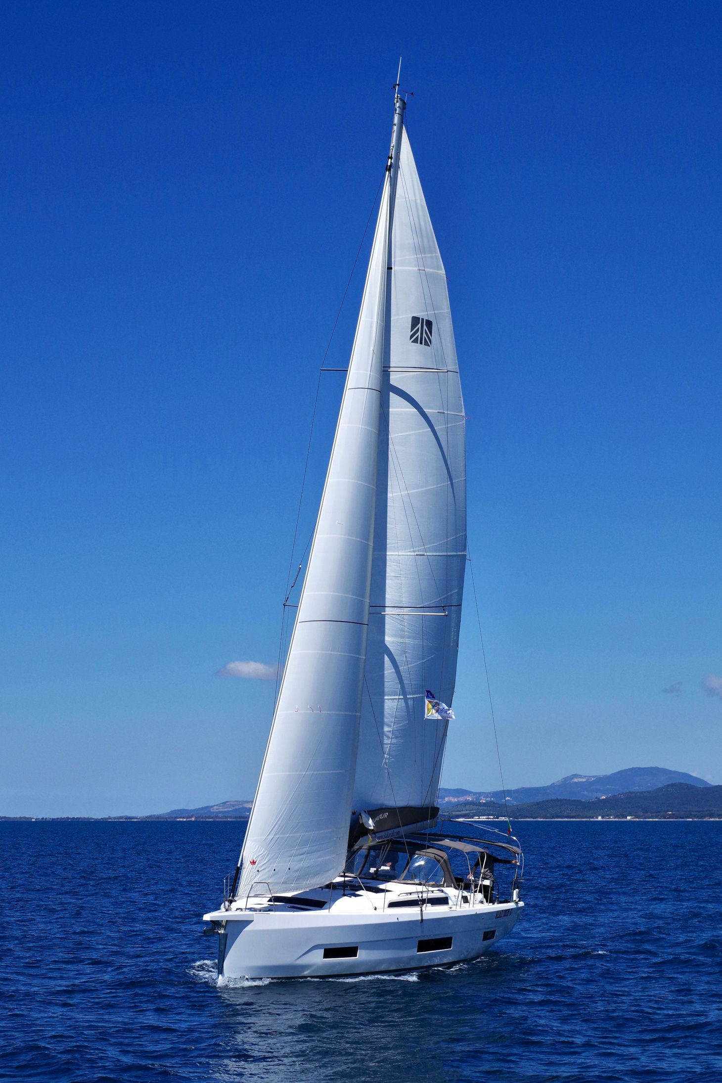 Dufour 470 | Lucia