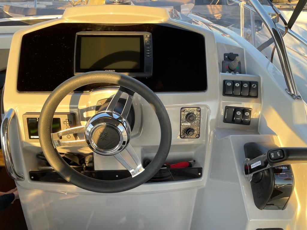 Jeanneau Cap Camarat 7.5 | Walkaround