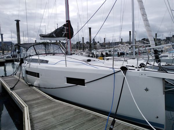 Jeanneau Sun Odyssey 410 | Rocking Chair 2