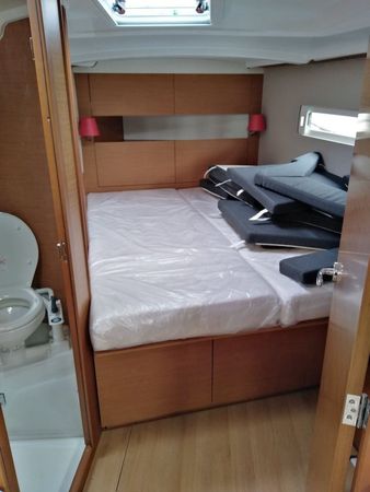 Jeanneau Sun Odyssey 410 | Rocking Chair 2