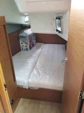 Jeanneau Sun Odyssey 410 | Rocking Chair 2