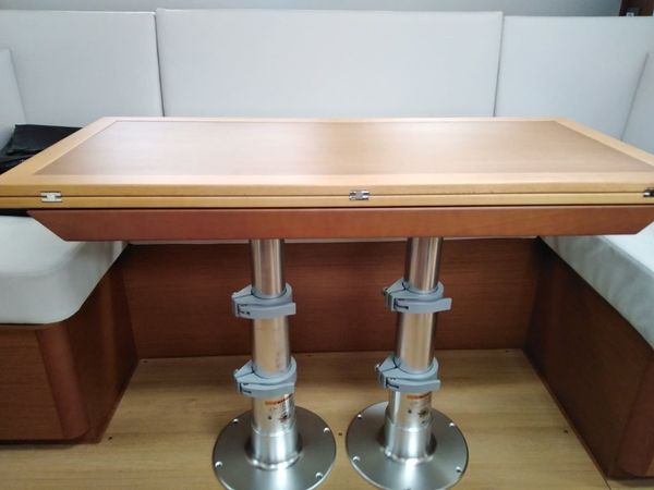 Jeanneau Sun Odyssey 410 | Rocking Chair 2