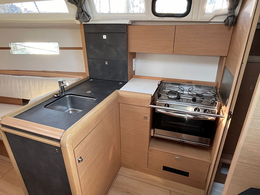 Jeanneau Sun Odyssey 349 | Escampette