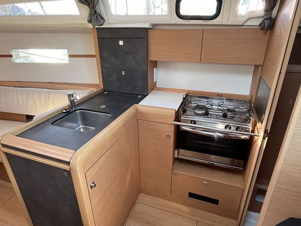 Jeanneau Sun Odyssey 349 | Escampette