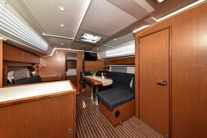 Bavaria C42 | Bella