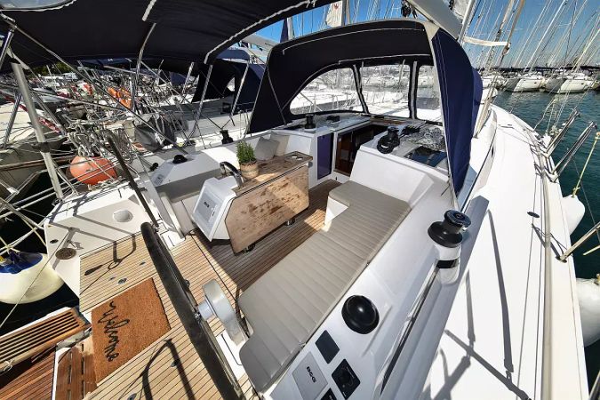 Bavaria C42 | Bella