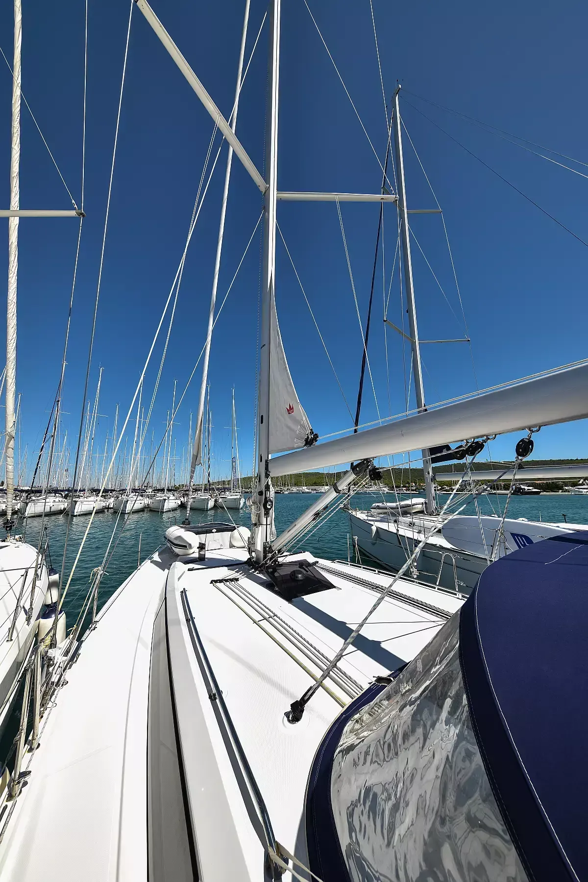 Bavaria C42 | Bella