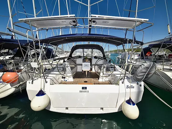 Bavaria C42 | Bella