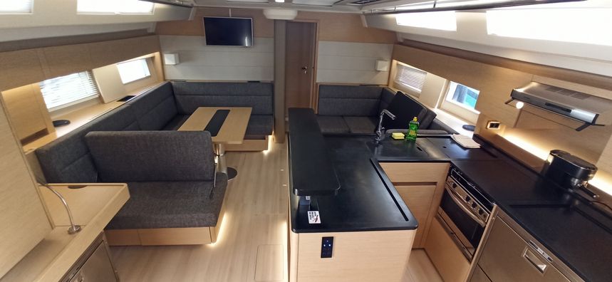 Hanse 588 | Hot Stuff