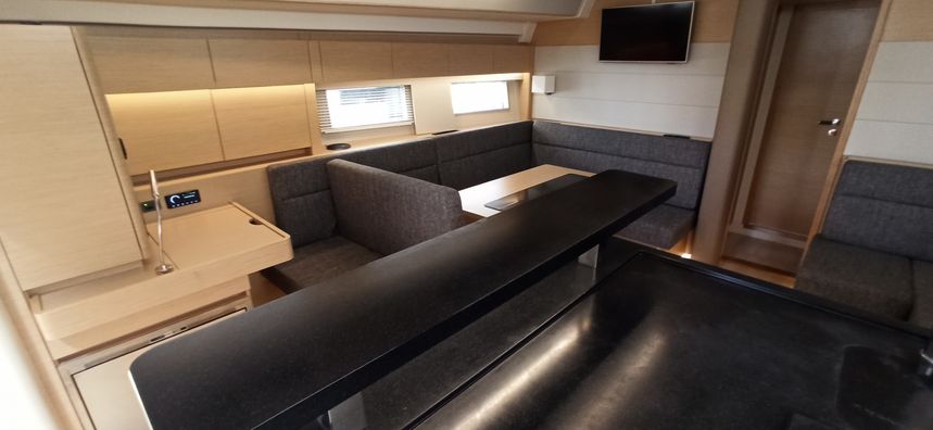 Hanse 588 | Hot Stuff