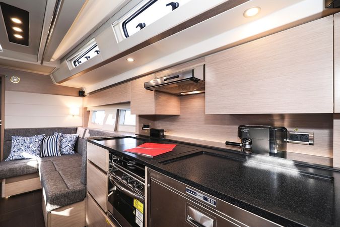 Hanse 588 | Hot Stuff