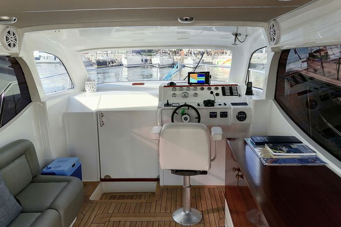 AC DC 12.0 | Day Cruiser