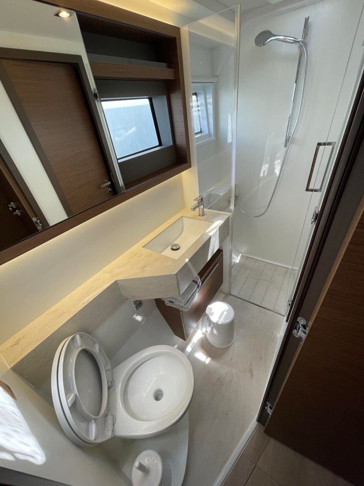 Lagoon 50 | Silhouette