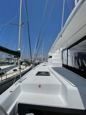 Lagoon 50 | Silhouette