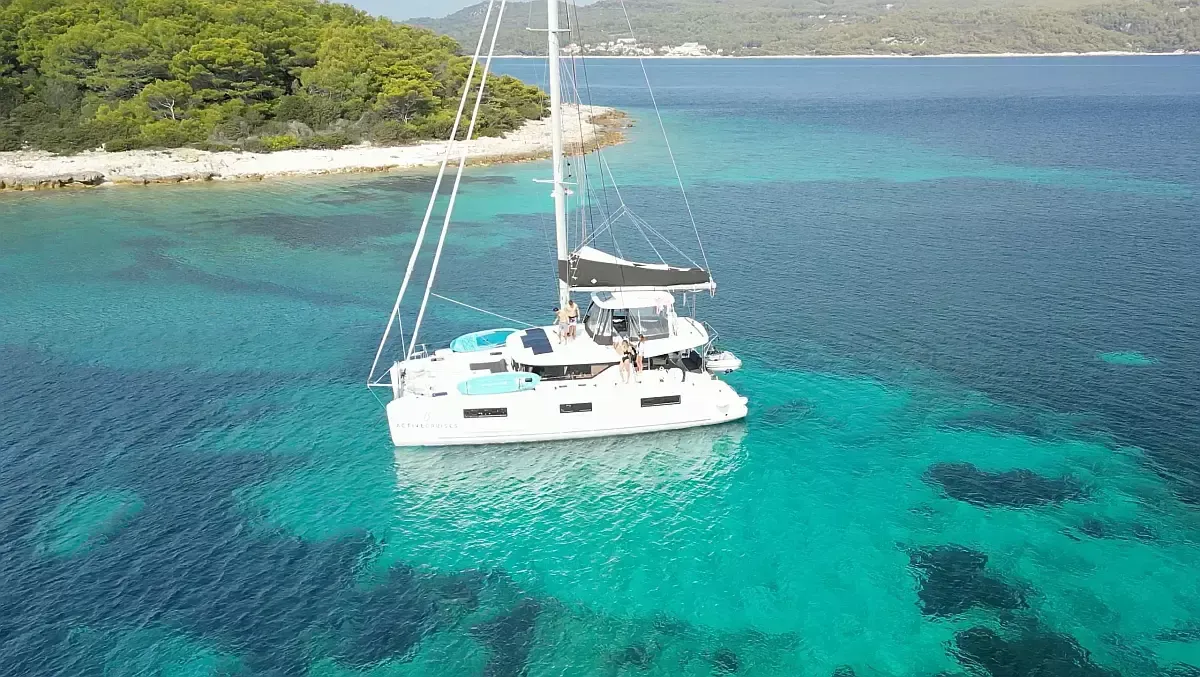 Lagoon 46 | Active Cruises