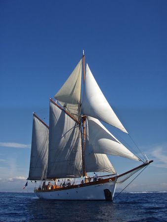 Burmeistewerf Ketch Aurique | Le Don du Vent