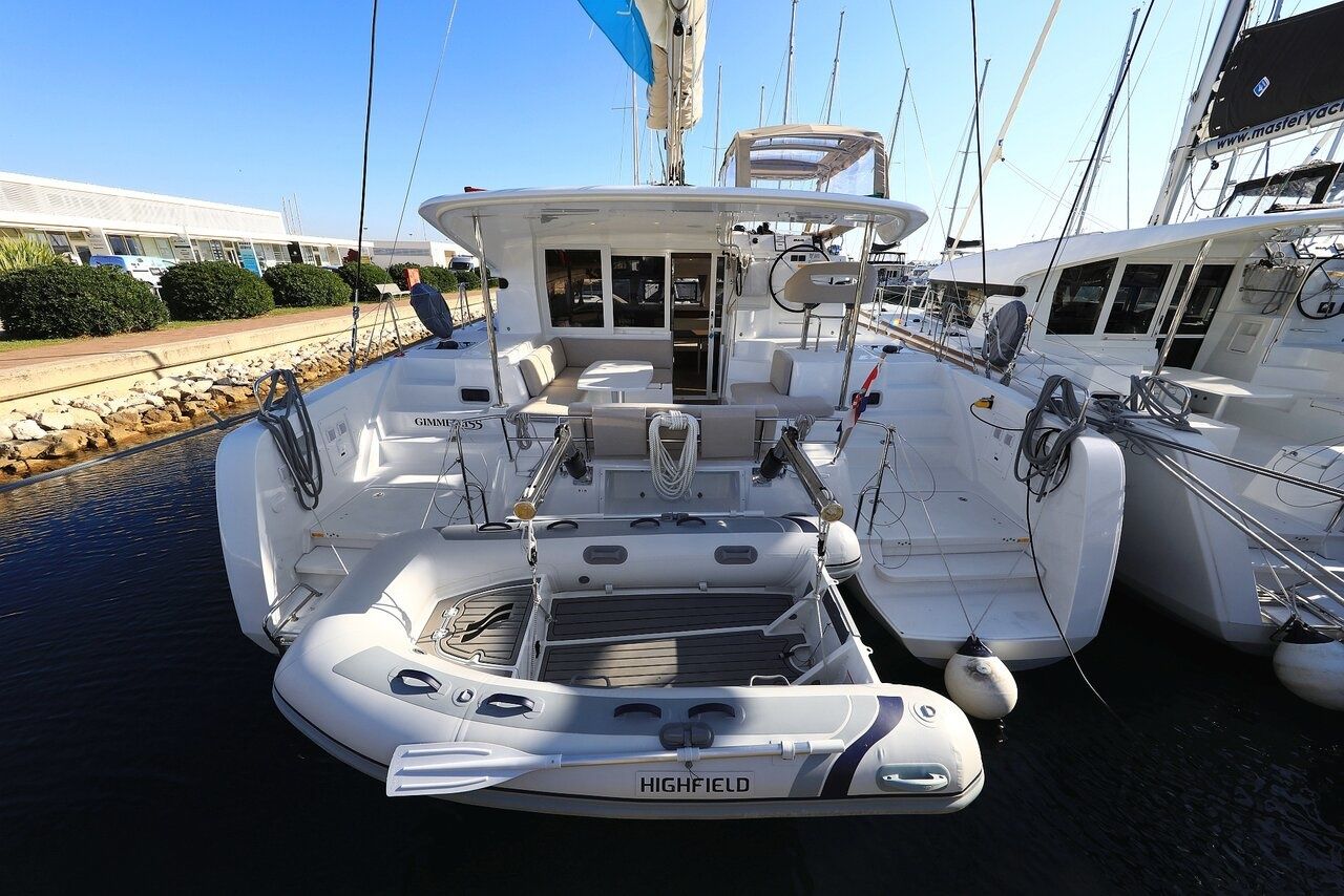 Lagoon 40 | Gimme Kiss