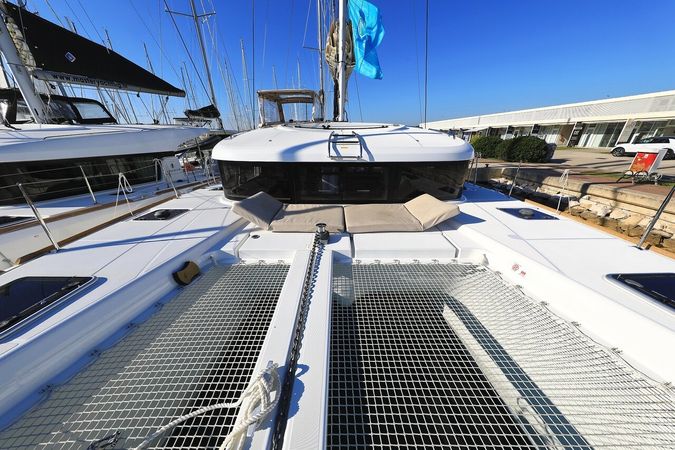 Lagoon 40 | Gimme Kiss