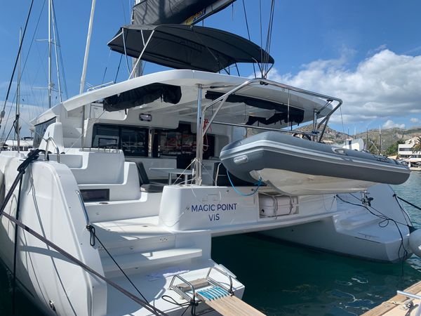 Lagoon 46 | Magic Point