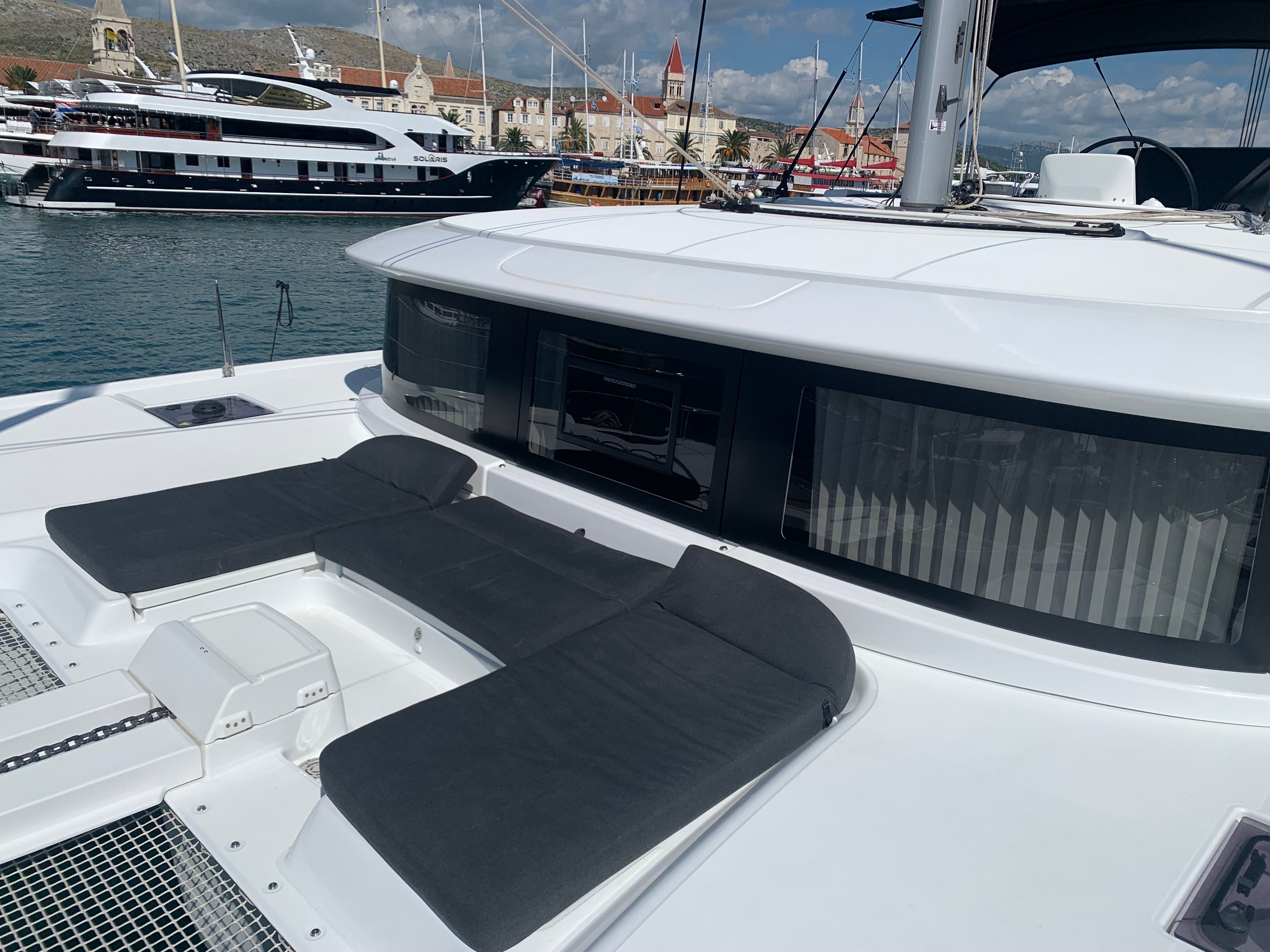 Lagoon 46 | Magic Point