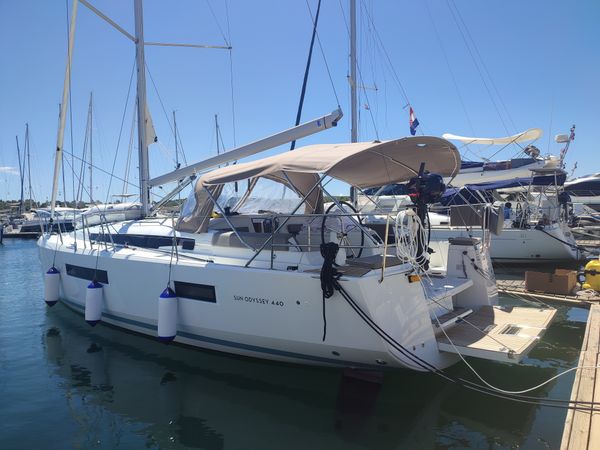 Jeanneau Sun Odyssey 440 | Uri