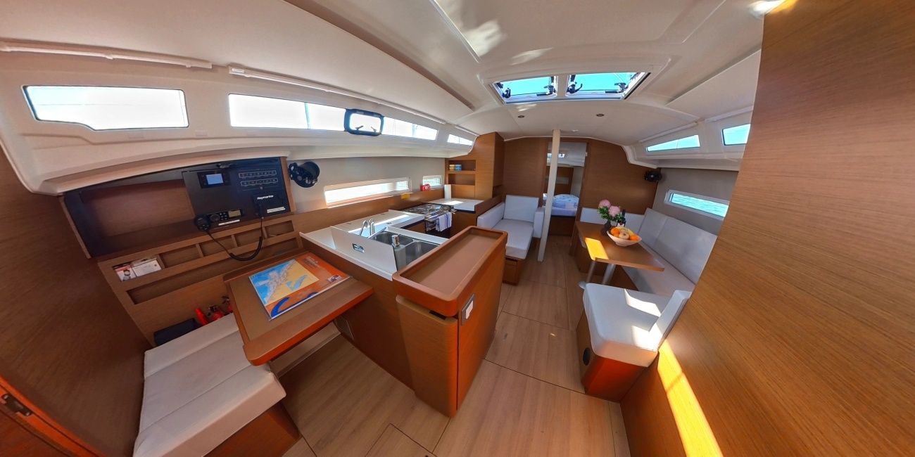 Jeanneau Sun Odyssey 410 | Evelyne
