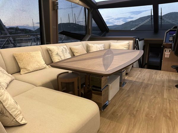 Galeon 680 Fly | Paradise