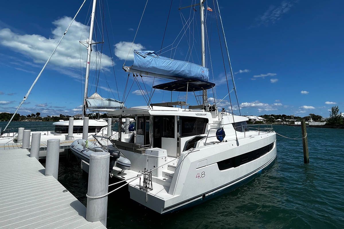 Bali 4.8 | Happy Day