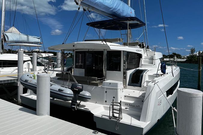 Bali 4.8 | Happy Day