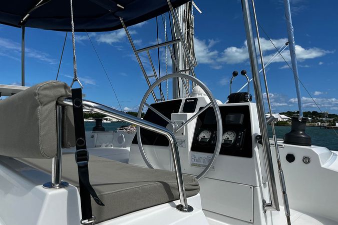 Bali 4.8 | Happy Day