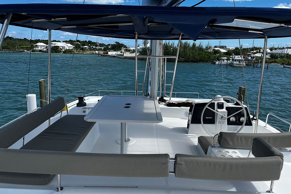 Bali 4.8 | Happy Day